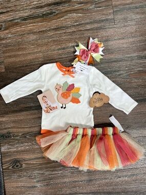 Baby Essentials 6m White Long-Sleeve Thanksgiving Turkey Outfit with Tutu